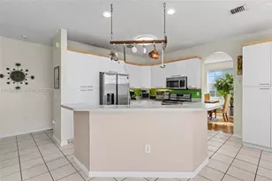 15842 NW 10th St, Pembroke Pines, FL 33028 - Photo 21