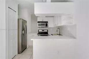 9481 SW 78th Ave, Miami, FL 33156 - Photo 13