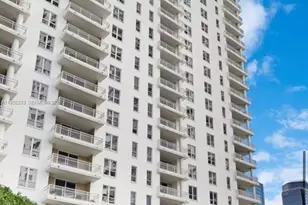 701 Brickell Key Blvd, Miami, FL 33131 - Photo 5