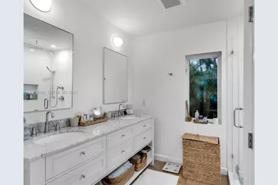 9550 NW 1st Ave, Miami Shores, FL 33150 - Photo 15