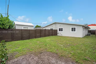 130 NW 57th St #1, Oakland Park, FL 33309 - Photo 15