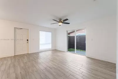 130 NW 57th St #1, Oakland Park, FL 33309 - Photo 7