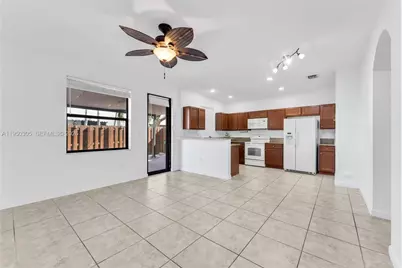 23465 SW 113th Psge, Homestead, FL 33032 - Photo 7