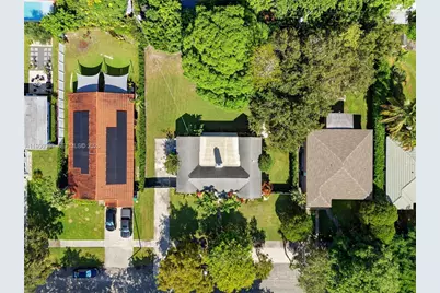 453 NE 89th St, El Portal, FL 33138 - Photo 37