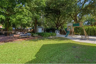 453 NE 89th St, El Portal, FL 33138 - Photo 31