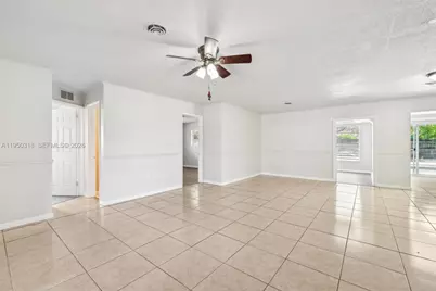 334 NW 12th Ave, Boca Raton, FL 33486 - Photo 3