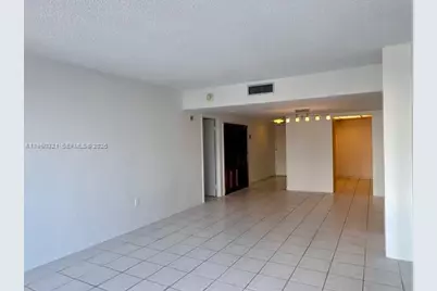 3675 N Country Club Dr #210, Aventura, FL 33180 - Photo 9