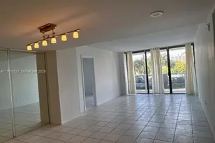 3675 N Country Club Dr, Aventura, FL 33180 - Photo 15