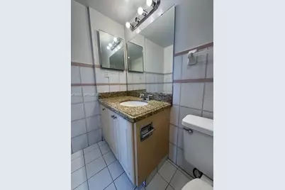 3675 N Country Club Dr #210, Aventura, FL 33180 - Photo 21