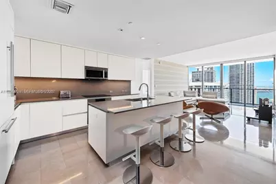 68 SE 6th St #3703, Miami, FL 33131 - Photo 11