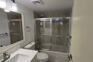 370 NW 76th Ave, Margate, FL 33063 - Photo 11