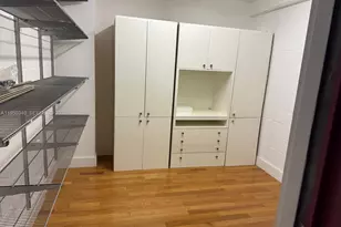 500 Brickell Ave, Miami, FL 33131 - Photo 29