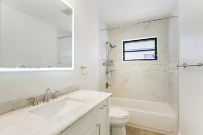 1634 SW 19th Ter #1634, Miami, FL 33145 - Photo 7