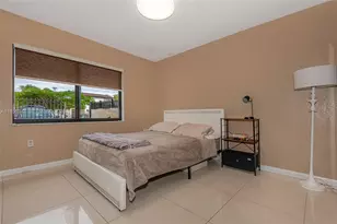 5565 NW 194th Ln, Miami Gardens, FL 33055 - Photo 23
