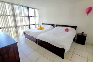 16909 N Bay Rd, Sunny Isles Beach, FL 33160 - Photo 11