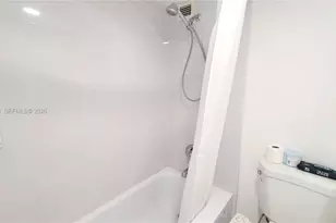 16909 N Bay Rd, Sunny Isles Beach, FL 33160 - Photo 15