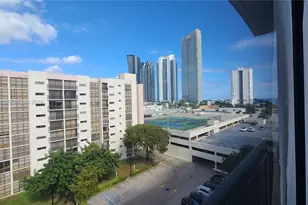 16909 N Bay Rd, Sunny Isles Beach, FL 33160 - Photo 17