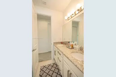 11824 SW 13th Ct, Pembroke Pines, FL 33025 - Photo 39