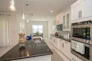 11824 SW 13th Ct, Pembroke Pines, FL 33025 - Photo 3