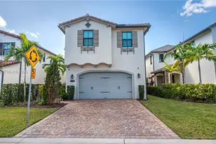 11824 SW 13th Ct, Pembroke Pines, FL 33025 - Photo 15