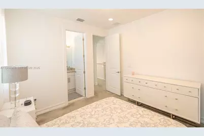 11824 SW 13th Ct, Pembroke Pines, FL 33025 - Photo 49