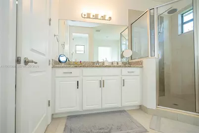 11824 SW 13th Ct, Pembroke Pines, FL 33025 - Photo 33