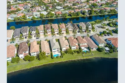 11824 SW 13th Ct, Pembroke Pines, FL 33025 - Photo 91