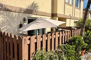 10625 NW 30th Pl, Sunrise, FL 33322 - Photo 25