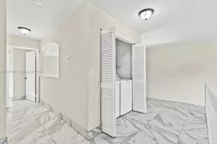 10738 N Saratoga Dr, Cooper City, FL 33026 - Photo 19