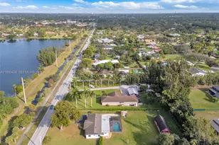 14230 SW 14th St, Davie, FL 33325 - Photo 35