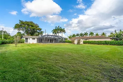 14230 SW 14th St, Davie, FL 33325 - Photo 29