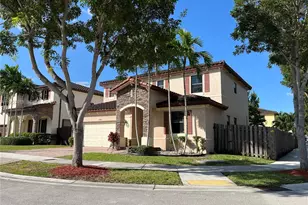 15153 SW 117th Terrace, Kendall, FL 33196 - Photo 1