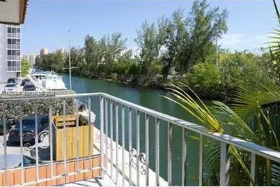 3522 NE 166th St #10, North Miami Beach, FL 33160 - Photo 11