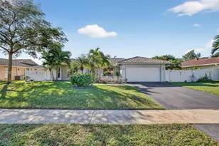9090 NW 11th Ct, Plantation, FL 33322 - Photo 1