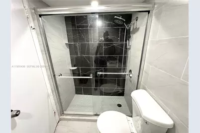 26 Diplomat Pkwy #2325, Hallandale Beach, FL 33009 - Photo 3