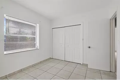 1498 NE 180th St #0, North Miami Beach, FL 33162 - Photo 17