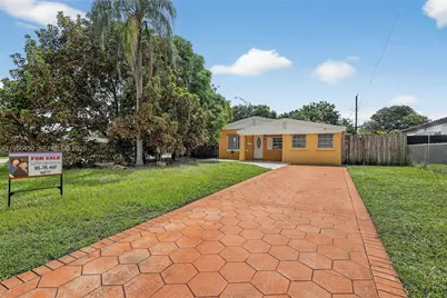 1498 NE 180th St #0, North Miami Beach, FL 33162 - Photo 3