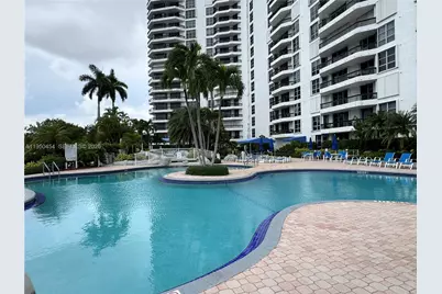 3530 Mystic Pointe Dr #2602, Aventura, FL 33180 - Photo 1