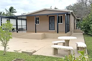 2982 NW 95th St, Miami, FL 33147 - Photo 31