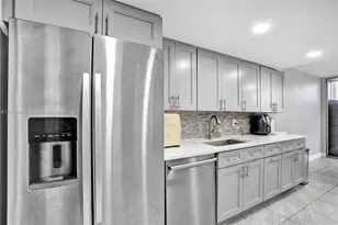 9451 Live Oak Pl, Davie, FL 33324 - Photo 15