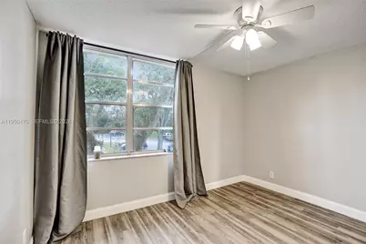 9451 Live Oak Pl #102, Davie, FL 33324 - Photo 43