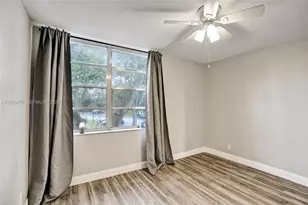 9451 Live Oak Pl, Davie, FL 33324 - Photo 43