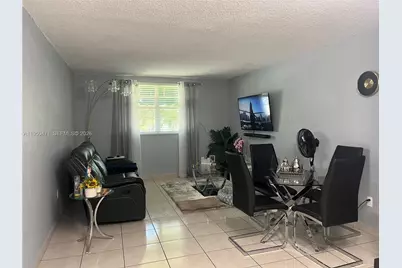 606 W 81st St #210, Hialeah, FL 33014 - Photo 3