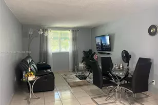 606 W 81st St, Hialeah, FL 33014 - Photo 3