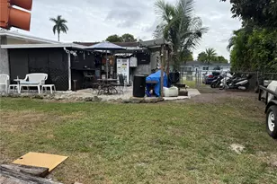 309 NW 15th St, Homestead, FL 33030 - Photo 17