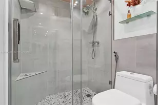 7401 SW 82nd St, Miami, FL 33143 - Photo 17