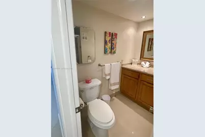 3940 NW 42nd Ave #319, Lauderdale Lakes, FL 33319 - Photo 13