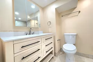 1600 S Ocean Dr, Hollywood, FL 33019 - Photo 19