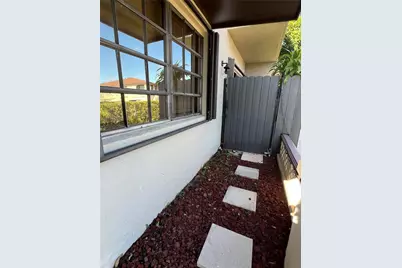 13973 SW 46th Ter #223, Miami, FL 33175 - Photo 5