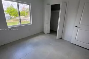 310 NW 6th St, Homestead, FL 33030 - Photo 7